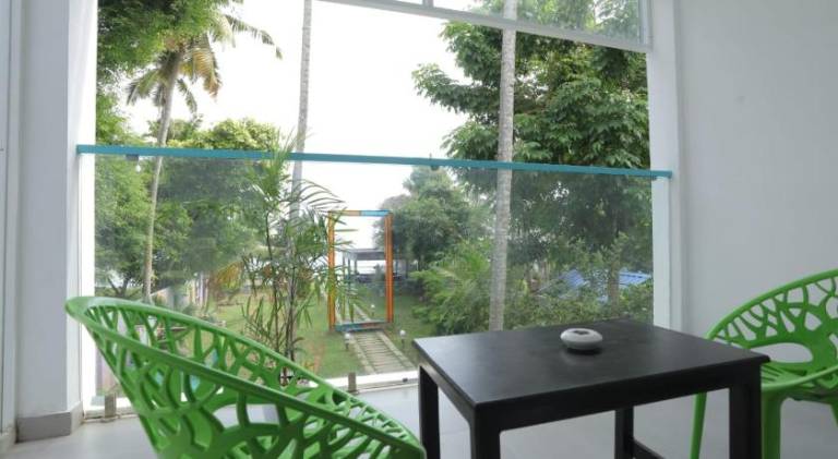 Sky Frame Beach Resort — photo 4