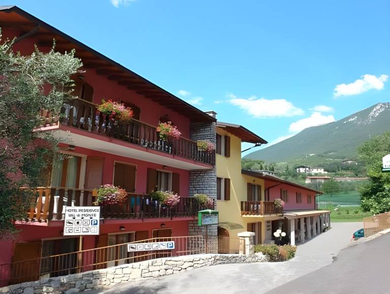 Park Hotel Val Di Monte S in Malcesine