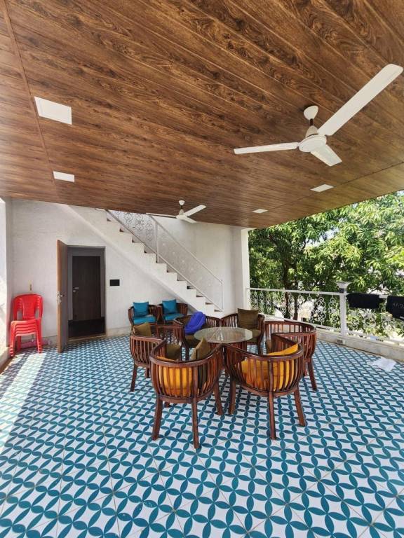 Luxury 3BHK Villa with Lake View — photo 4
