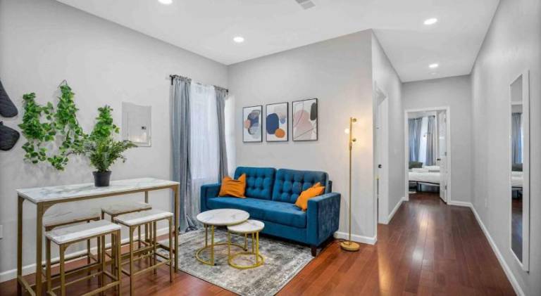 Rental apartment | Next to Love Park in Philadelphia, PA