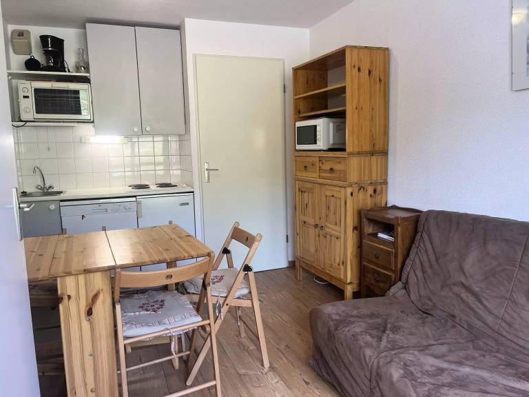 Apartment with 1 room for 4 persons — photo 2