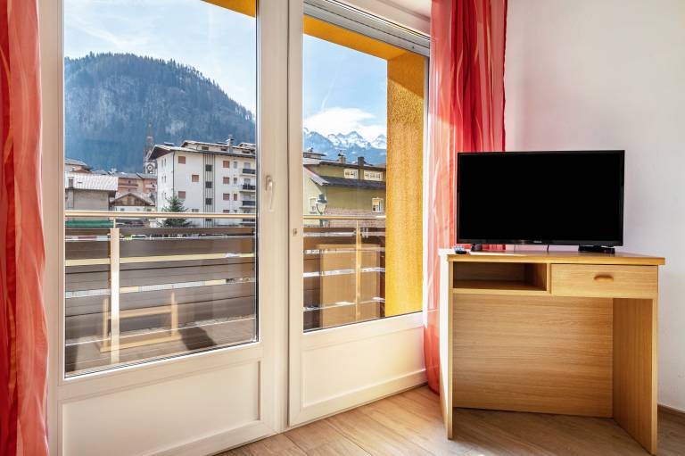Holiday Apartment "Casa Mara" with Mountain View, Balcony & Wi-Fi — photo 2