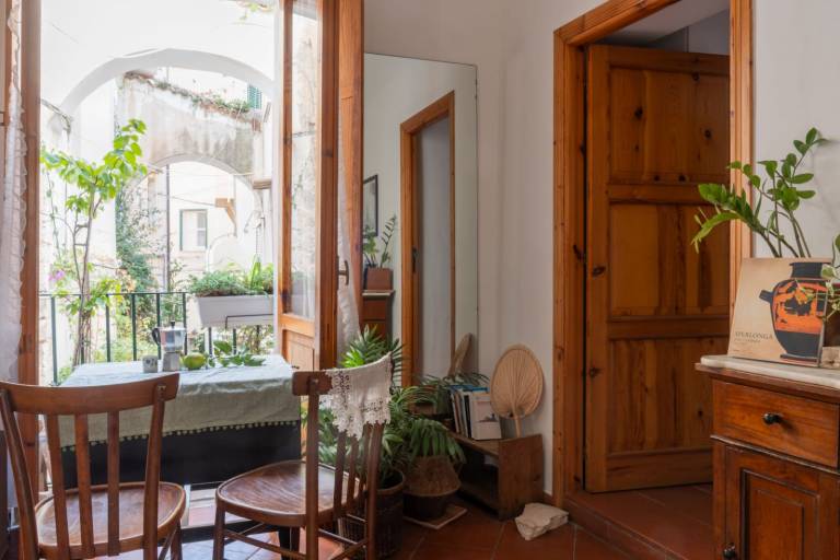 Apartment with 1 room for 4 persons — photo 4