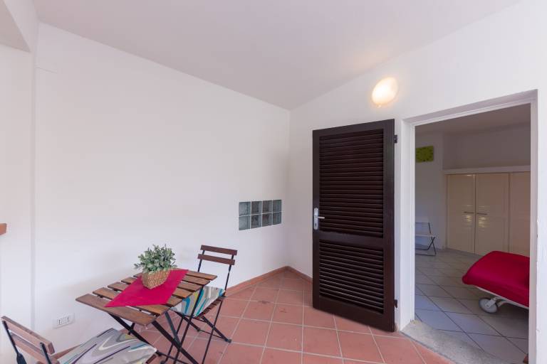Rental apartment with garden, barbecue & patio — photo 5