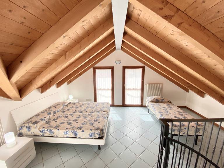 Holiday apartment with 2 rooms for 6 persons — photo 5