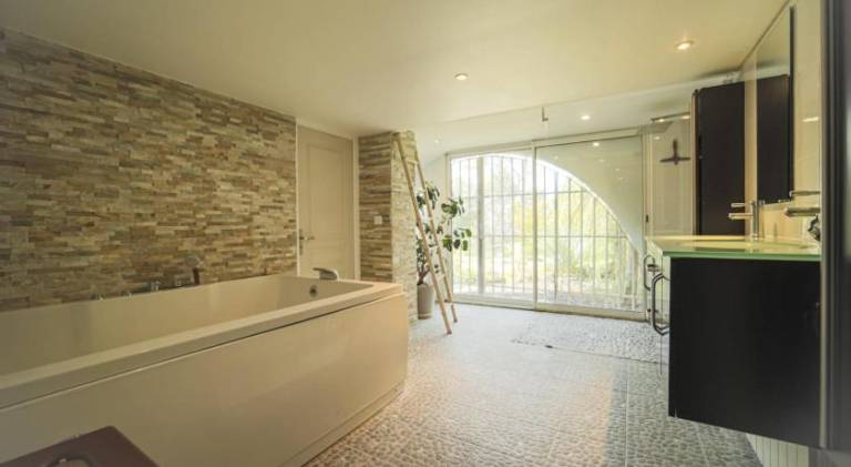 Spacious villa with pool | Dogs allowed — photo 2