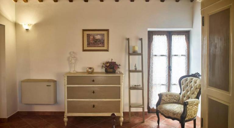 House with 2 rooms for 4 persons in Asciano