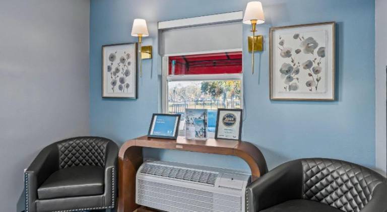 Baymont by Wyndham Ocala Suites — photo 5