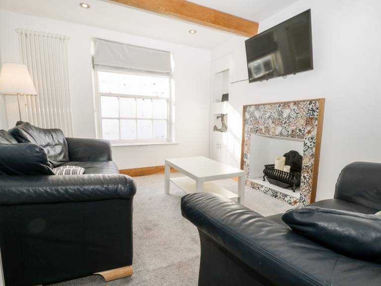 Cottage with 4 rooms for 8 persons in Whitby