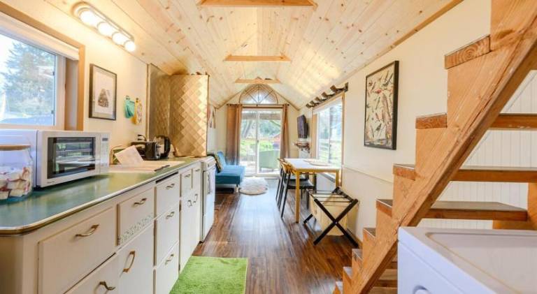 House with 1 room for 3 persons in Eugene, OR