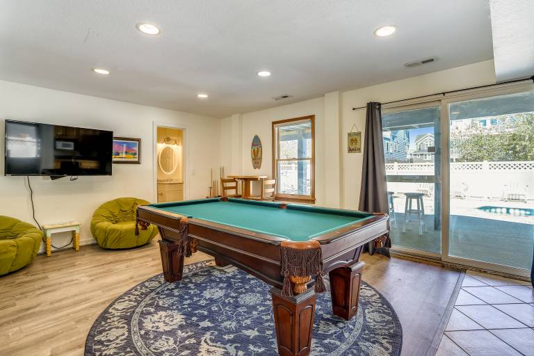Child-friendly vacation home with barbeque, hot tub & terrace | Water view | Beach nearby | Dogs allowed — photo 4