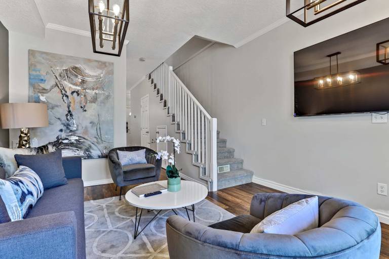 House  Canmore