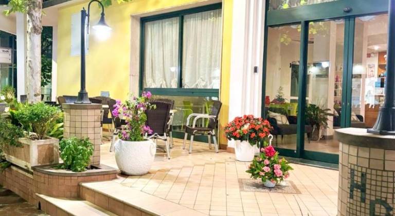 Azzurro Beach Hotel Igea Marina — photo 2