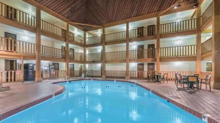FairBridge Inn & Suites Spearfish — photo 2