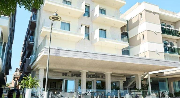 Hotel Piccadilly in Cesenatico