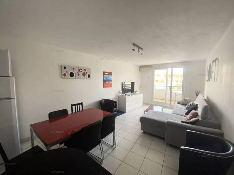 Holiday apartment with 2 rooms for 6 persons in Canet-en-Roussillon