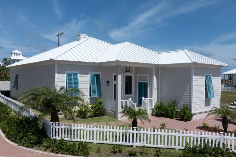 Child-friendly vacation home with terrace & private pool | Close to the beach | Dogs allowed — photo 2