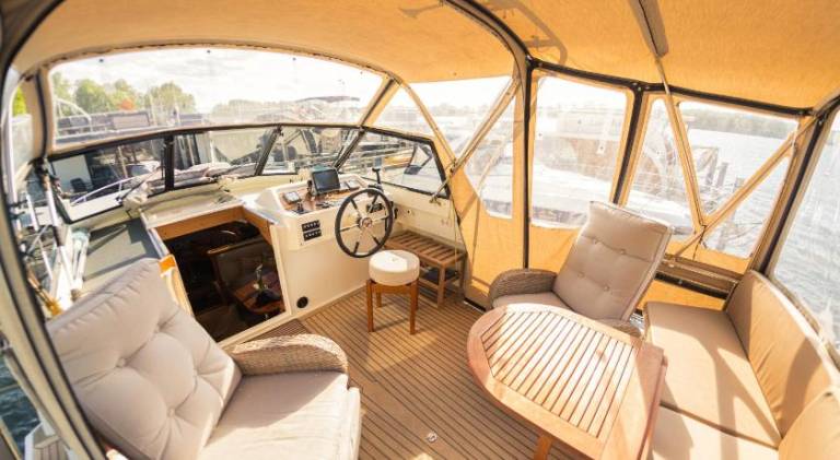 Lovely boat | Beach nearby | Pets allowed — photo 3