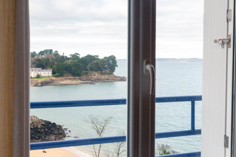 Sea View Apartment 'Face Mer - 50m Beach' — photo 3