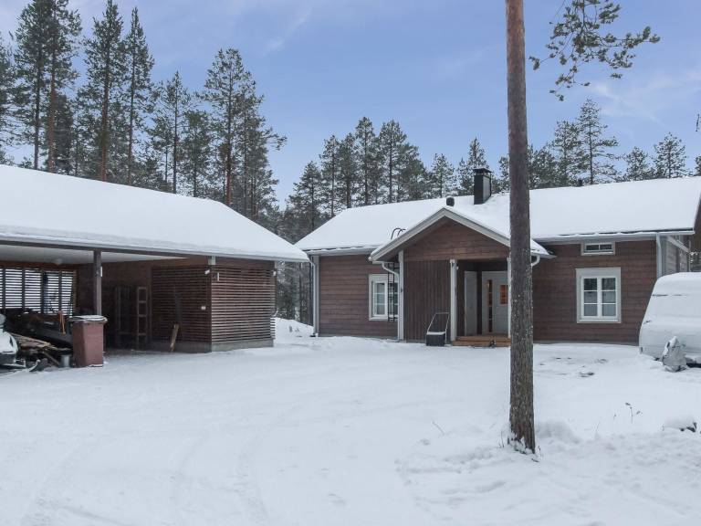 Vacation home with sauna | Pet-friendly — photo 3