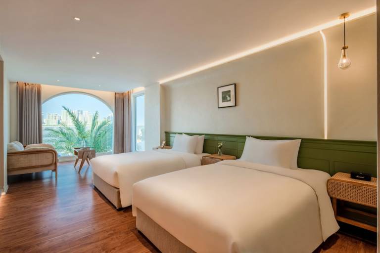 Bed and breakfast  Longhu