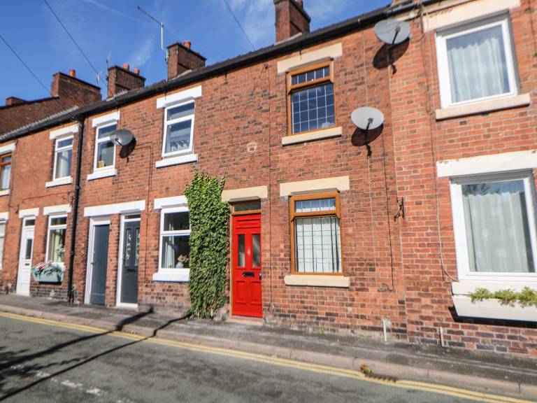 House  Cheddleton