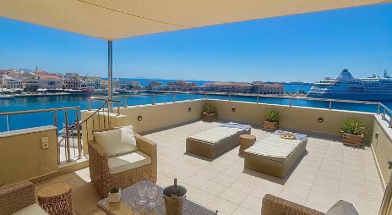 Lovely rental apartment with patio | Perfect for remote work | Pets allowed — photo 2