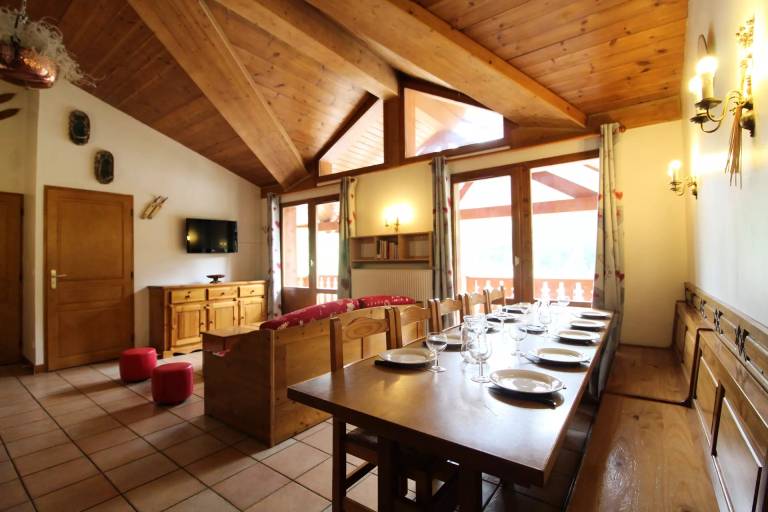 Fully equipped holiday apartment with sauna | Next to the ski | Pets allowed — photo 3