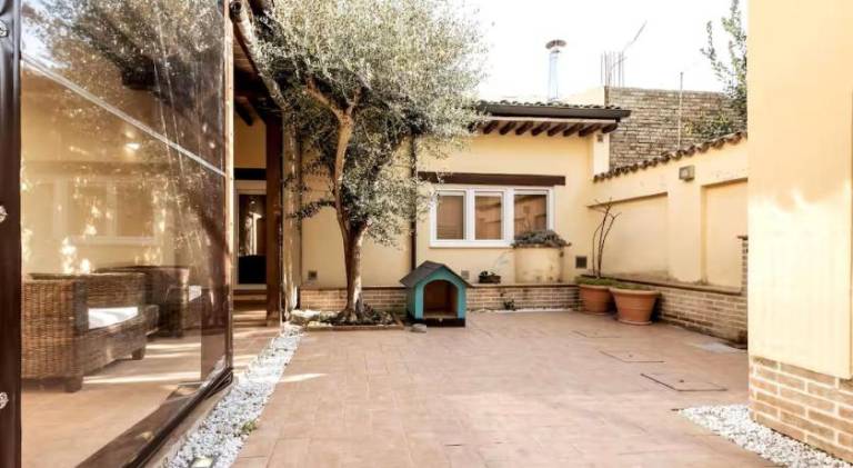 Holiday apartment with 3 rooms for 7 persons — photo 2
