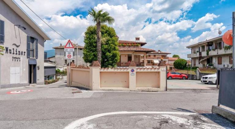 Charming rental apartment | Pet-friendly in Iseo