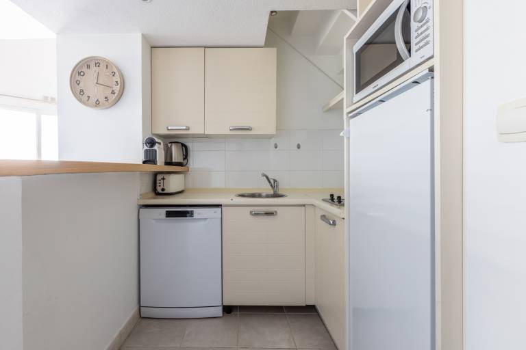 Holiday apartment with 2 rooms for 6 persons — photo 4