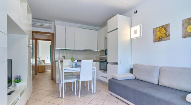 Rental apartment with garden — photo 4