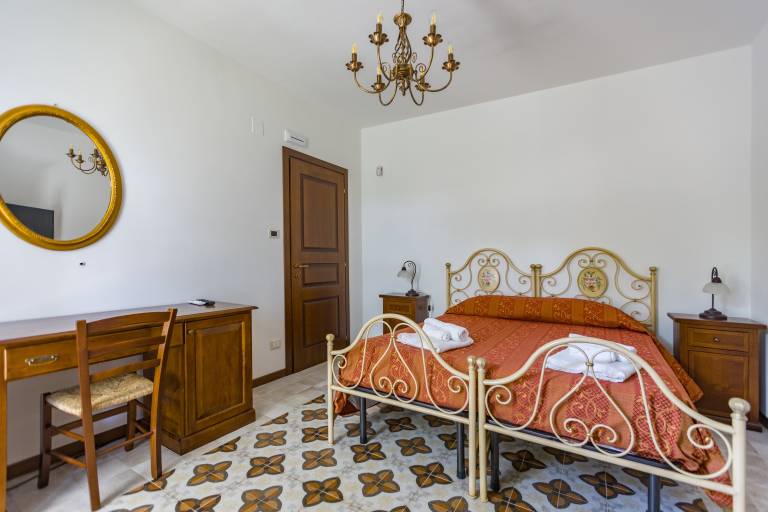 Camera privata Galati Mamertino