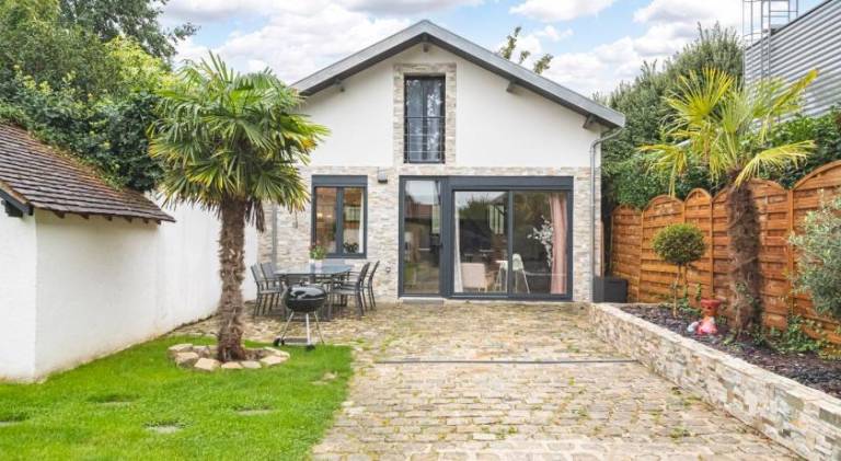 Fully equipped house with terrace, garden & grill | Pets are welcome in Serris