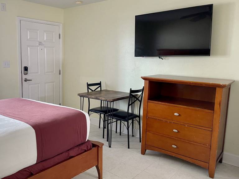 Beachgate CondoSuites and Oceanfront Resort — photo 3