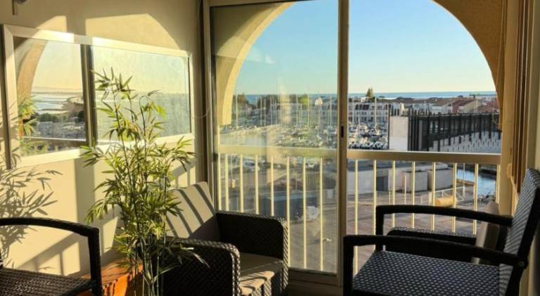 Holiday apartment with 1 room for 4 persons in Mauguio