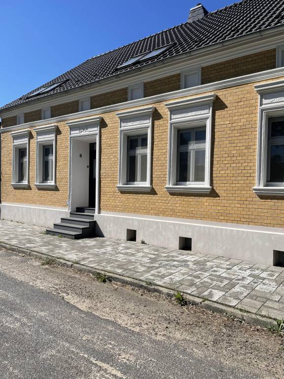 Vierseitenhof mit Pool und viel Platz