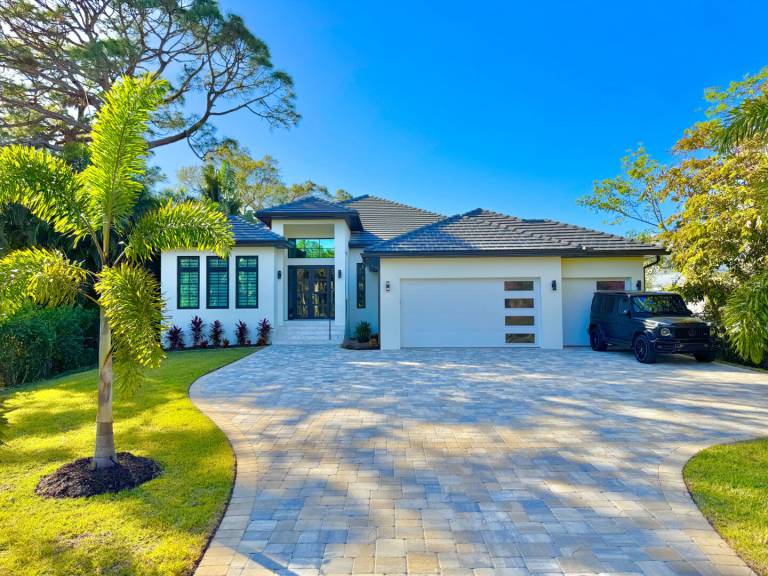 House  Bonita Springs