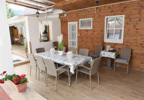Szolgáltatott apartman  Bogács