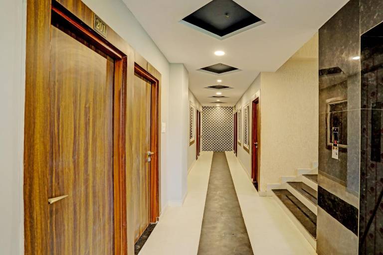 Super Hotel Dream Inn
