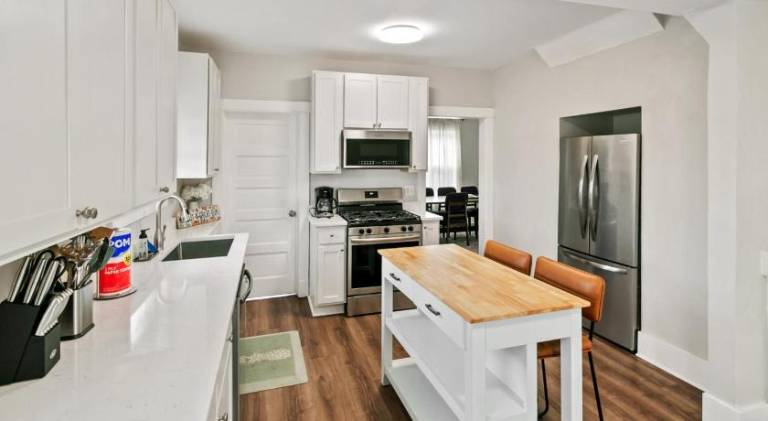 Ample house | Close to the beach | Good for workation | Pets are welcome — photo 5