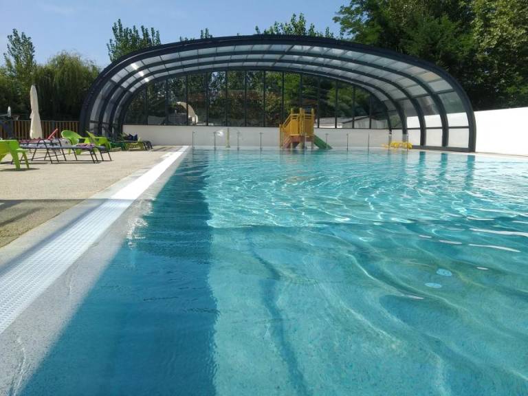 Mobile home with patio & heated pool — photo 4
