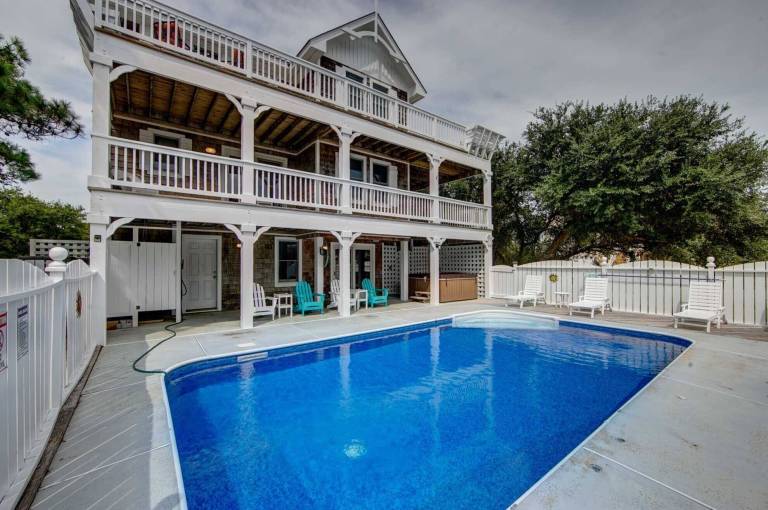 House Nags Head
