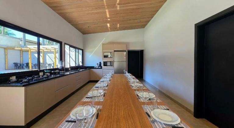 Vacation home with pool — photo 3