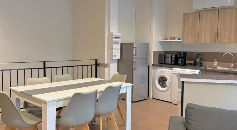 Rental apartment with 2 rooms for 6 persons — photo 2