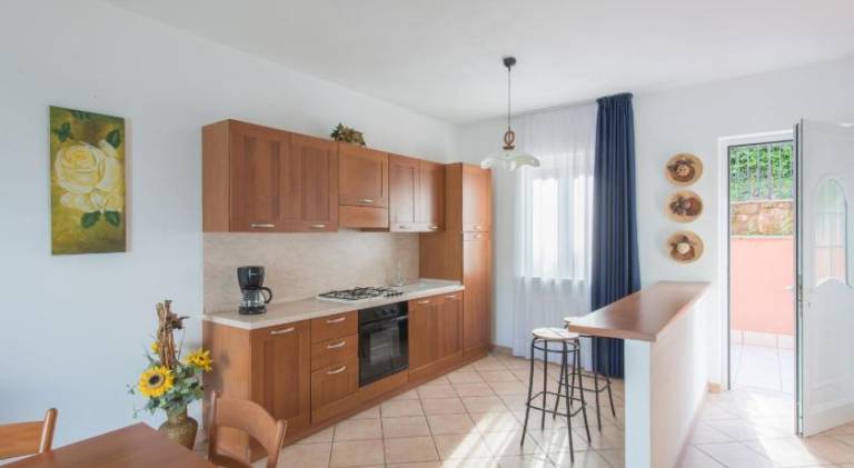 Rental apartment with pool, hot tub & sauna — photo 3