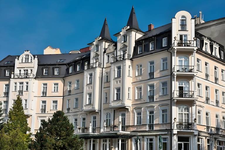 Sun Palace Wellness Hotel in Marianske Lazne