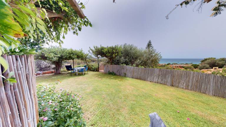 Fully equipped villa with garden, barbeque & terrace | Sea view | Next to the beach | Pets allowed in Villasimius