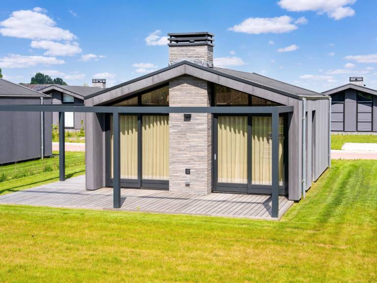 Romantischer Aufenthalt am Wasser in Oud Ade