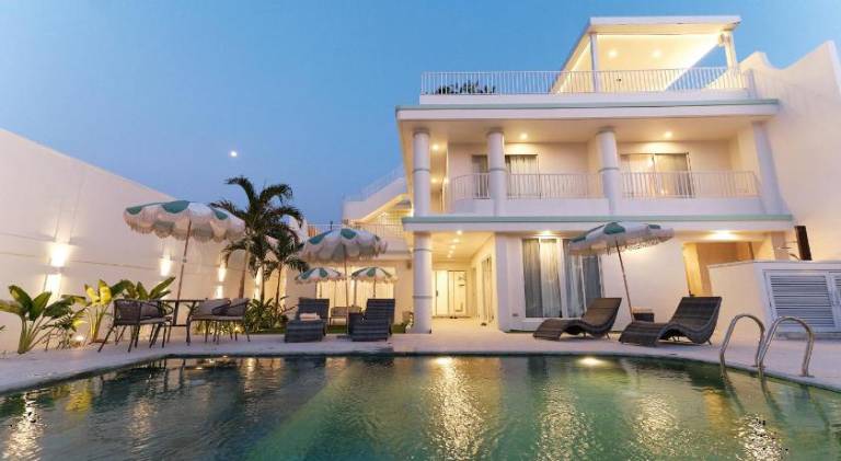 Villa with pool in San Fernando